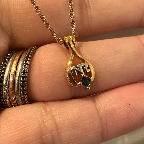 Nina Ricci Mixed Metal Vintage Pendant Necklace - Picture 4 of 6